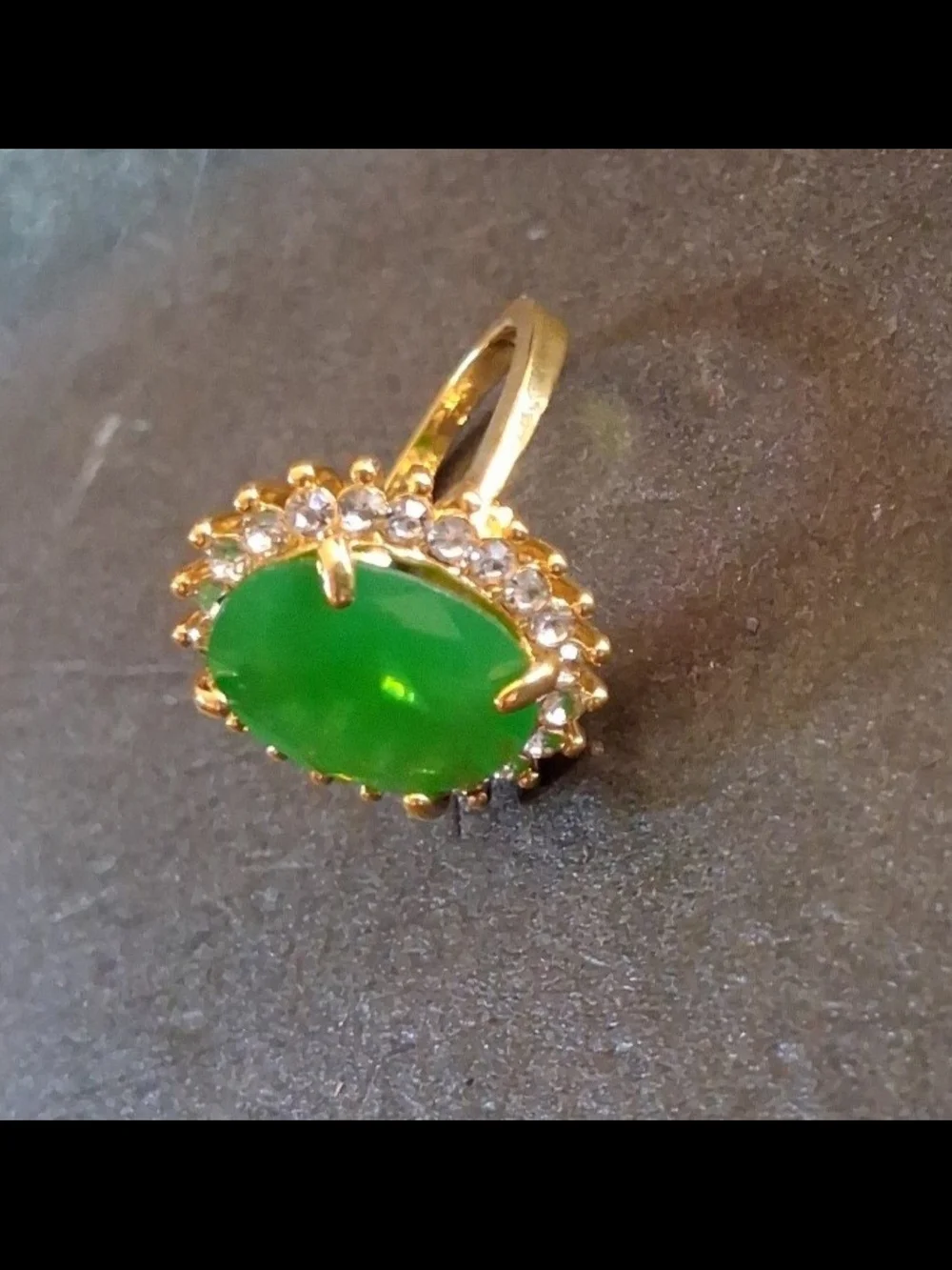 Large Gold Green Agate Ring